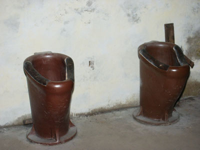 Hier geht auch der Kaiser zu Fu�