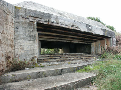 Doppelschartenstand bei Carnac, Ostscharte
