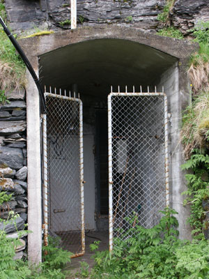 Die gro�en Stollen dienen dem Zivilluftschutz