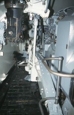 28cm Drillingsturm, Gesch�tzplattform links