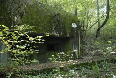 Schartenfront von Block 1