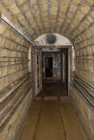 Zum Untergescho� B4